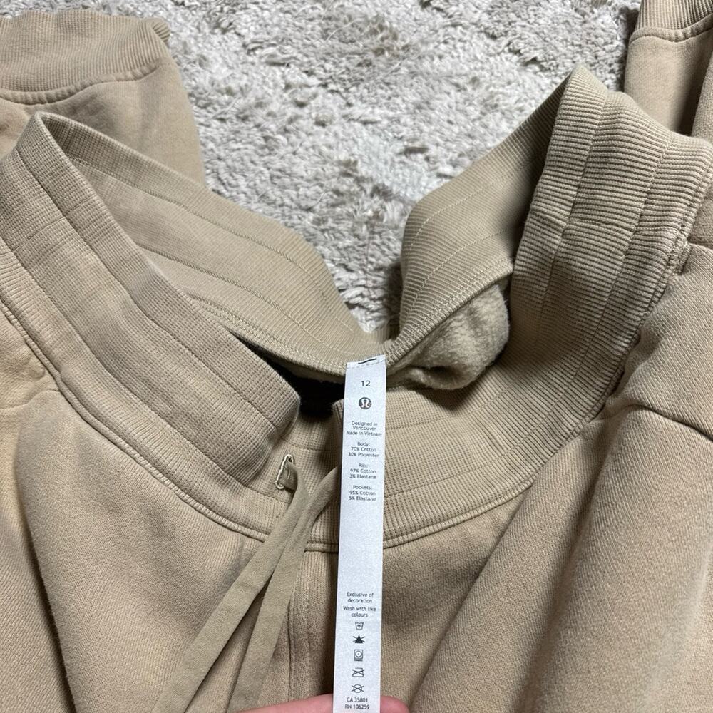 Lululemon Scuba High Rise Jogger 28" - Picture 3 of 5